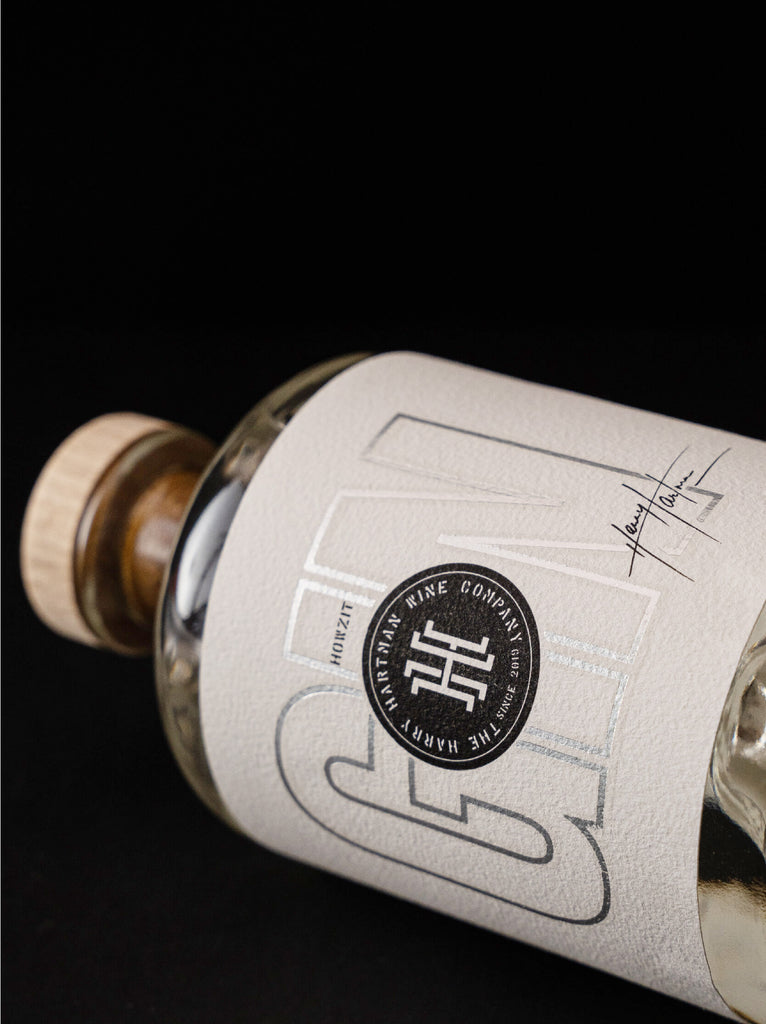 Harry Hartman Howzit Handcrafter Gin, 500 mL 43% Alcohol, bottle label
